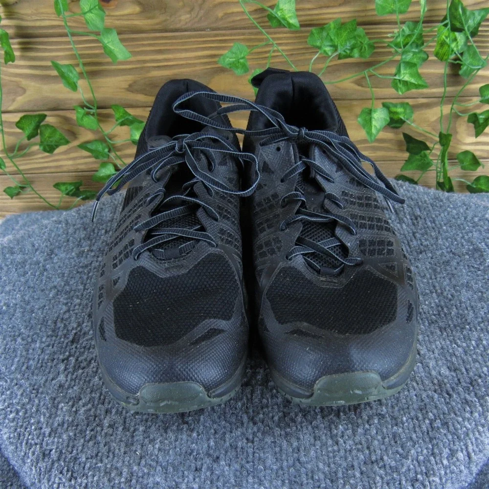 Under Armour Men Strikefast Outdoor Sneaker Black Synthetic 10 Medium  Used 2025